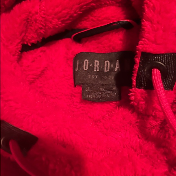 Men’s Jordan Hoody - Picture 4 of 4